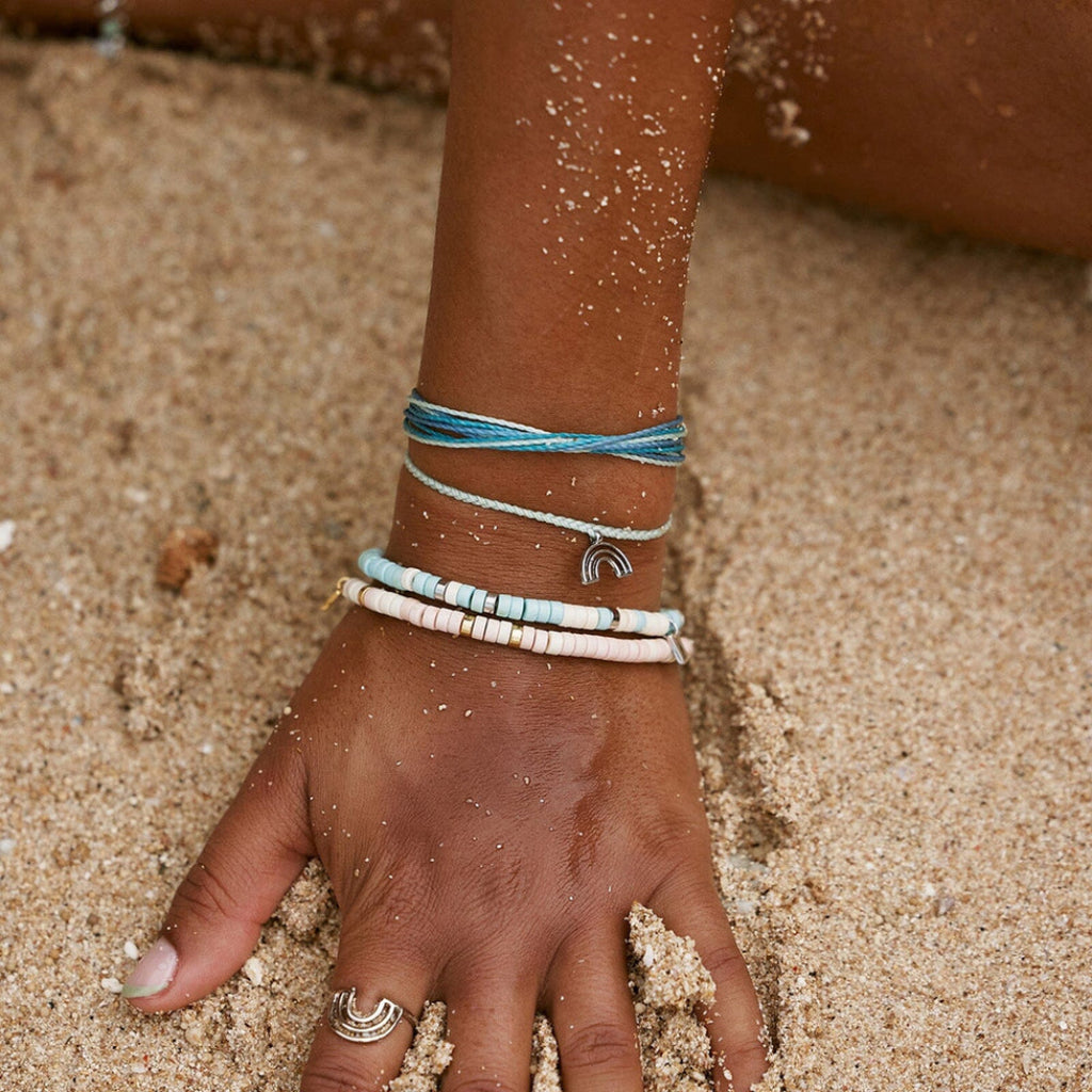 TheCabana PURA VIDA ORIGINAL BRACELET BEACH LIFE TheCabana Shop the latest from Sanuk Billabong O Neill. Vans Brumate Body Glove more