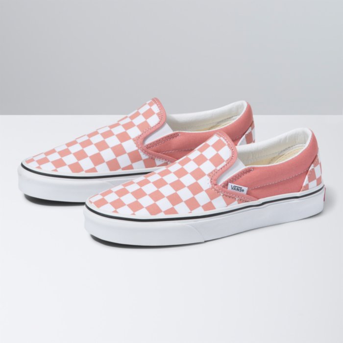 Pink and white hot sale checkered slip on vans