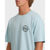 BILLABONG - HOLLOW PREMIUM SS TEE | Dusty Blue
