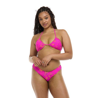 BODY GLOVE - PUAKO SHANAYA TRIANGLE BIKINI TOP | BUBBLE GUM - The Cabana.ca