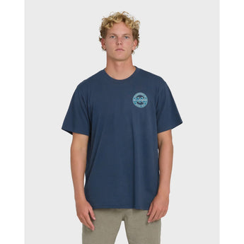 BILLABONG - HOLLOW FILL PREMIUM SS TEE | Dark Denim