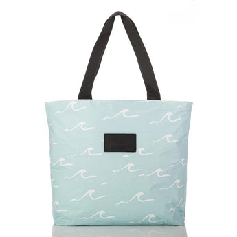 ALOHA COLLECTION - Seaside Day Tripper | White on Lemu Blue