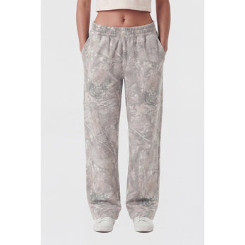 TEAMLTD - LUSH WIDE LEG SWEATPANT | Washed Camo