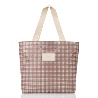 ALOHA COLLECTION - Palaka Day Tripper | Affogato