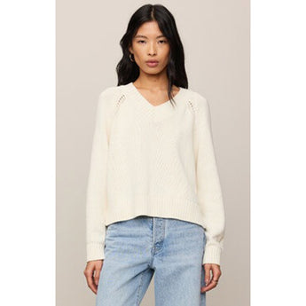 Z SUPPLY - STRATTON V- NECK SWEATER | Sandstone
