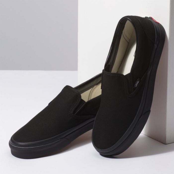 TheCabana.ca - VANS - CLASSIC SLIP-ON | BLACK/BLACK